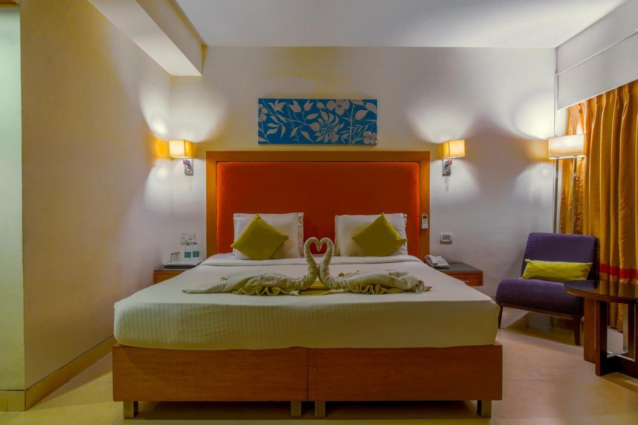 Hotel Gis Select Banjara Hill Hyderabad Exterior foto